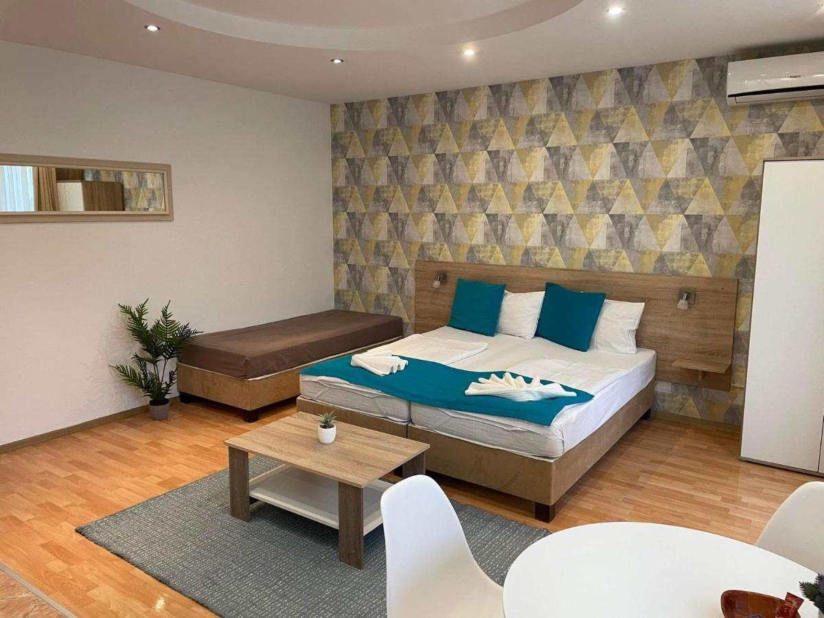 Star Apartments With Free Parking บูดาเปสต์ ภายนอก รูปภาพ