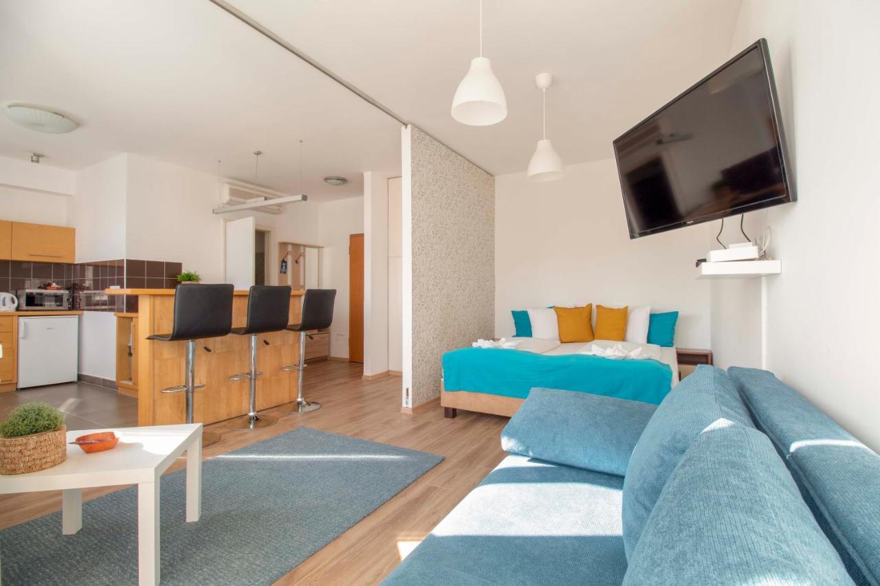 Star Apartments With Free Parking บูดาเปสต์ ภายนอก รูปภาพ